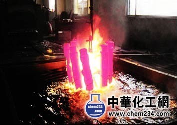 年报符合预期充分受益IC国产化(图1)