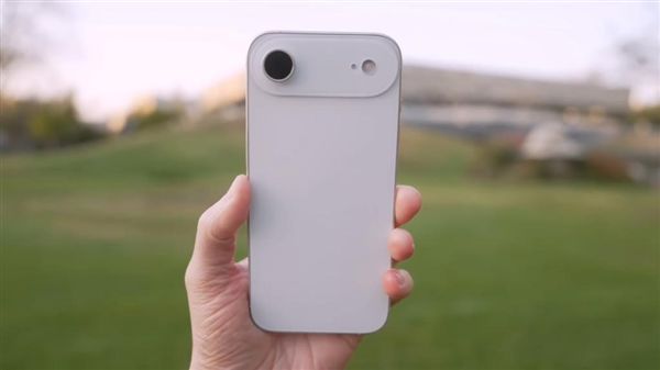 曝iPhone 17 Air仅重146g！梦回iPhone 6s时代(图1)