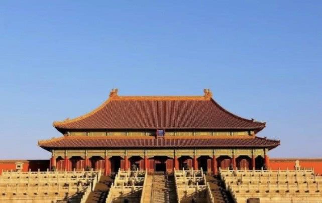 据说清朝灭亡后很多珠宝都扔进了故宫深井里为何无人打捞呢？(图1)